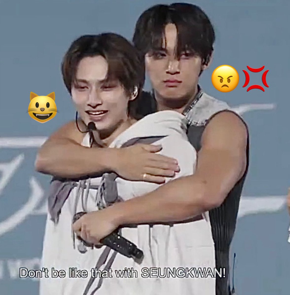 moontomeetyou's tweet photo. 🐱 😺 😺

🐶 😠💢  🥺 https://t.co/55eI2uolqt