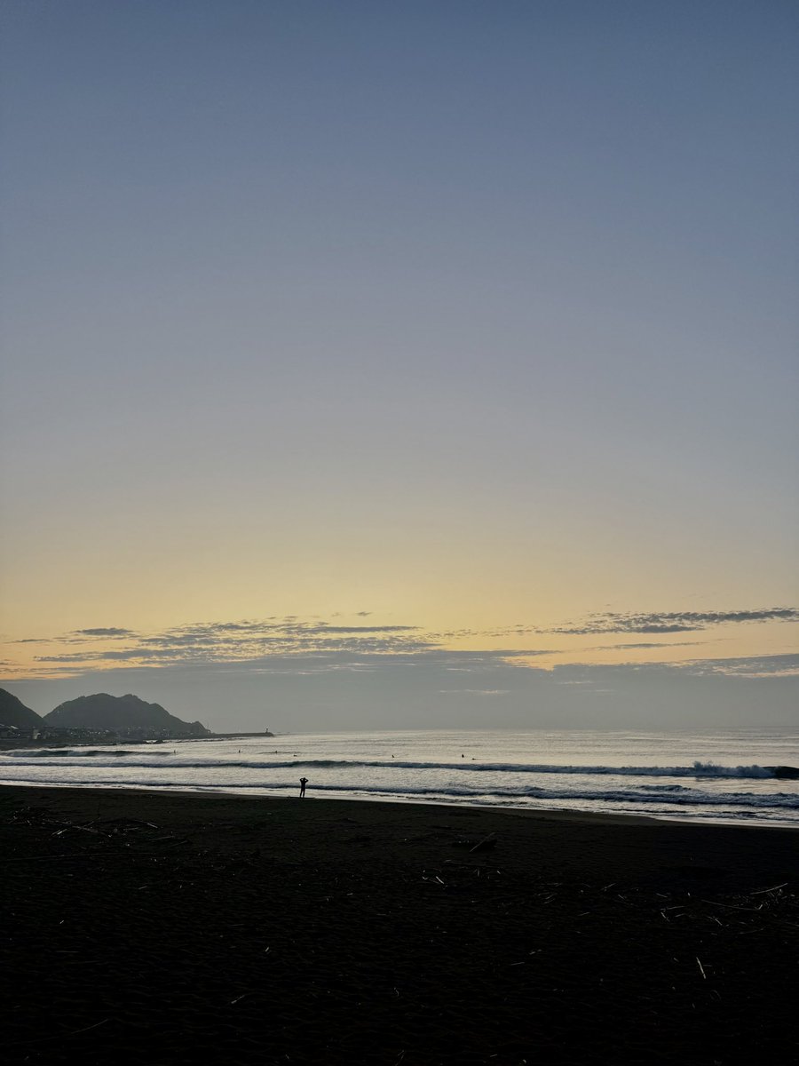 あす12/5(金)朝5時からnicoがナビゲート🎙️

国内外の自然フィールドを紹介する「FEATURE NATURE」のコーナーは #ケニア 🇰🇪 の #アンボセリ国立公園 をご紹介します。🐘🦁🦛

12月最初の金曜日、暖かくしてお付き合いください☕️

Photo by nico📸 

#813gw #jwave