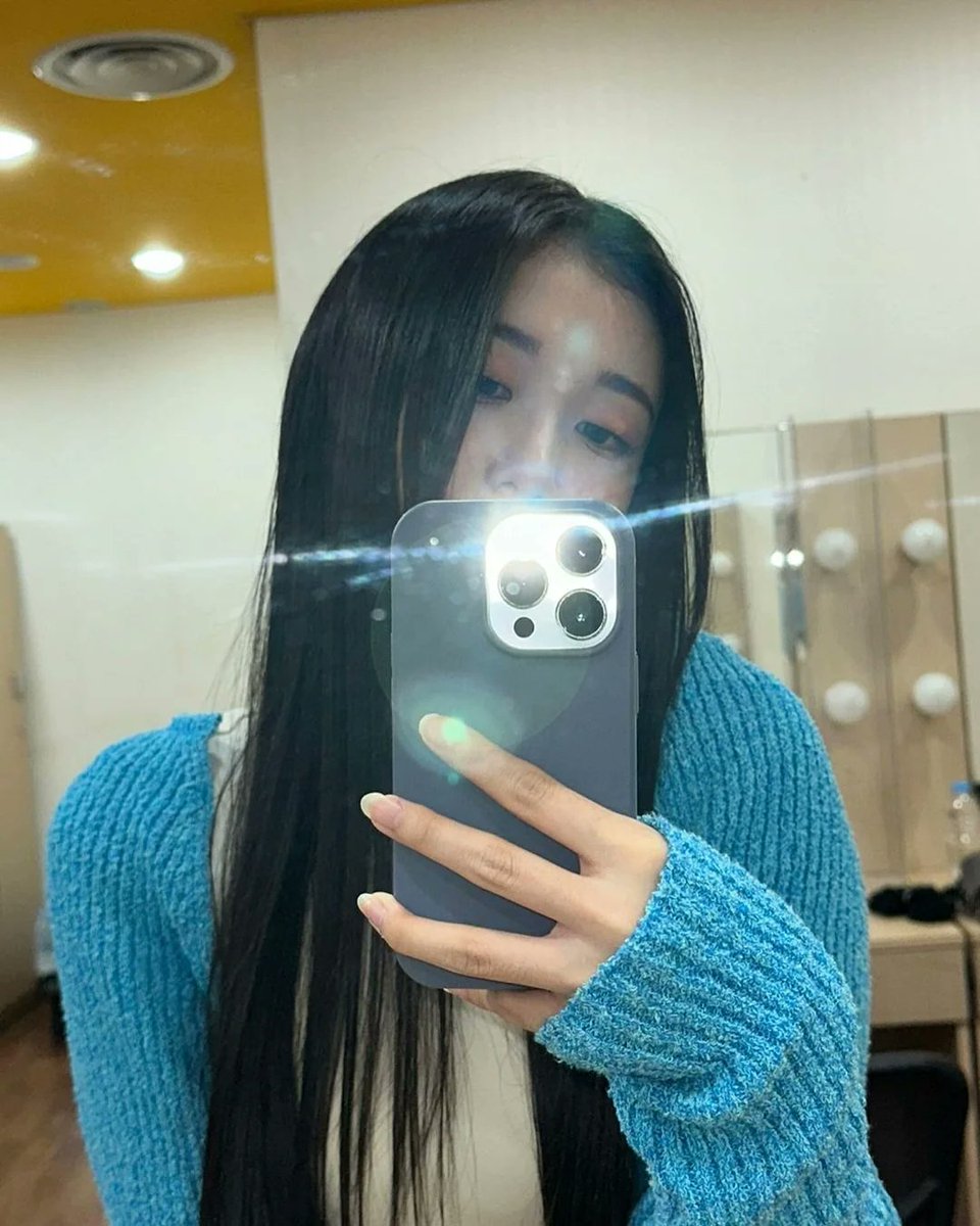 _urvision's tweet image. I'm gonna #𑁯𓊈𝕙o̤w𝐥𓊉·和ː𝕤u𝚔i tonight por eso voy con toda la energía que reuní para hoy. Hasta me tomé mi debida siesta para recargar lo necesario, no estoy para nada dispuesta a que algo me arruine la experiencia del #𝕤u𝚔𝕚·ཐི·𝑑e𝑏ut.

𝑆𝕥ill ᴍons𝕥e𝕣 𖤐 #𝚄𝚜a͞g𝕚 !