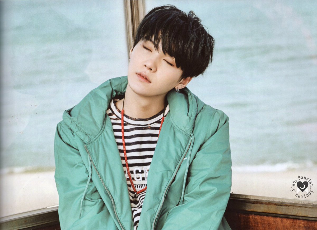 btsweversse's tweet photo. SCAN | BTS You Never Walk Alone    

#SUGA #BTS https://t.co/VElRRxnKLH