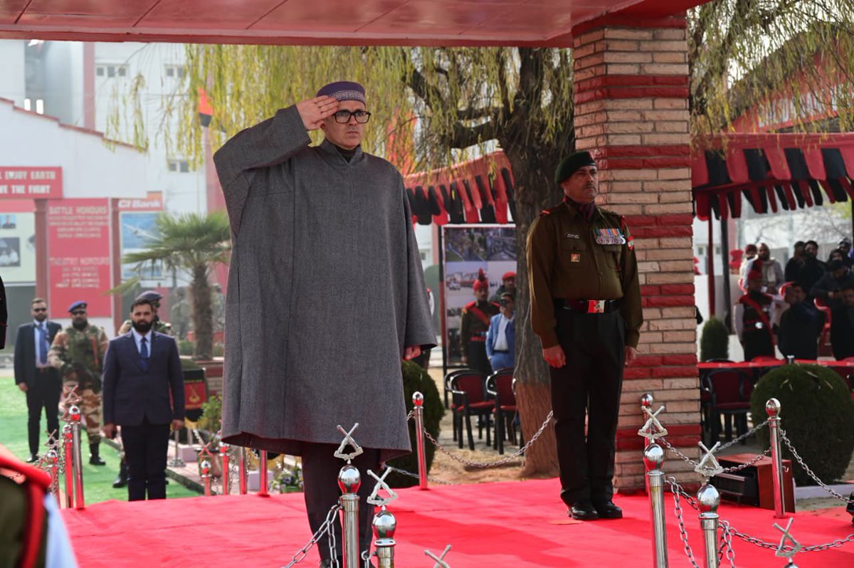 CM Omar Abdullah is right to point out that governance delivery matters more than renaming institutions.
Nameplates don’t change lives — efficient administration does.
#OmarAbdullah #JammuAndKashmir #Governance
#PublicServices #RajBhawan
#LokBhawan