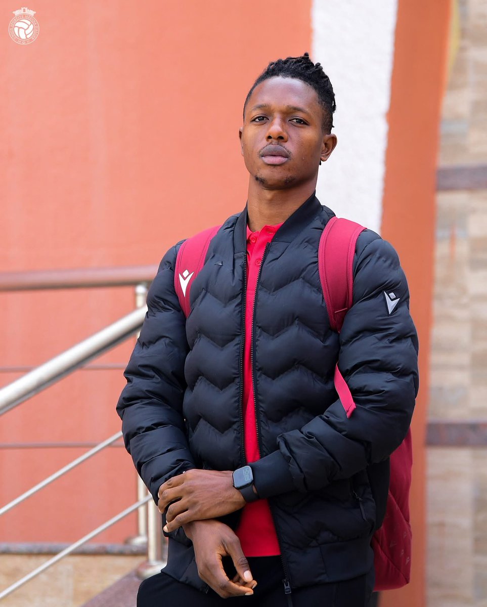 USMAofficiel's tweet image. To the stadium 🏟️ #NCMUSMA 

#Algeriancup #Allezlesrouges 🔴⚫️