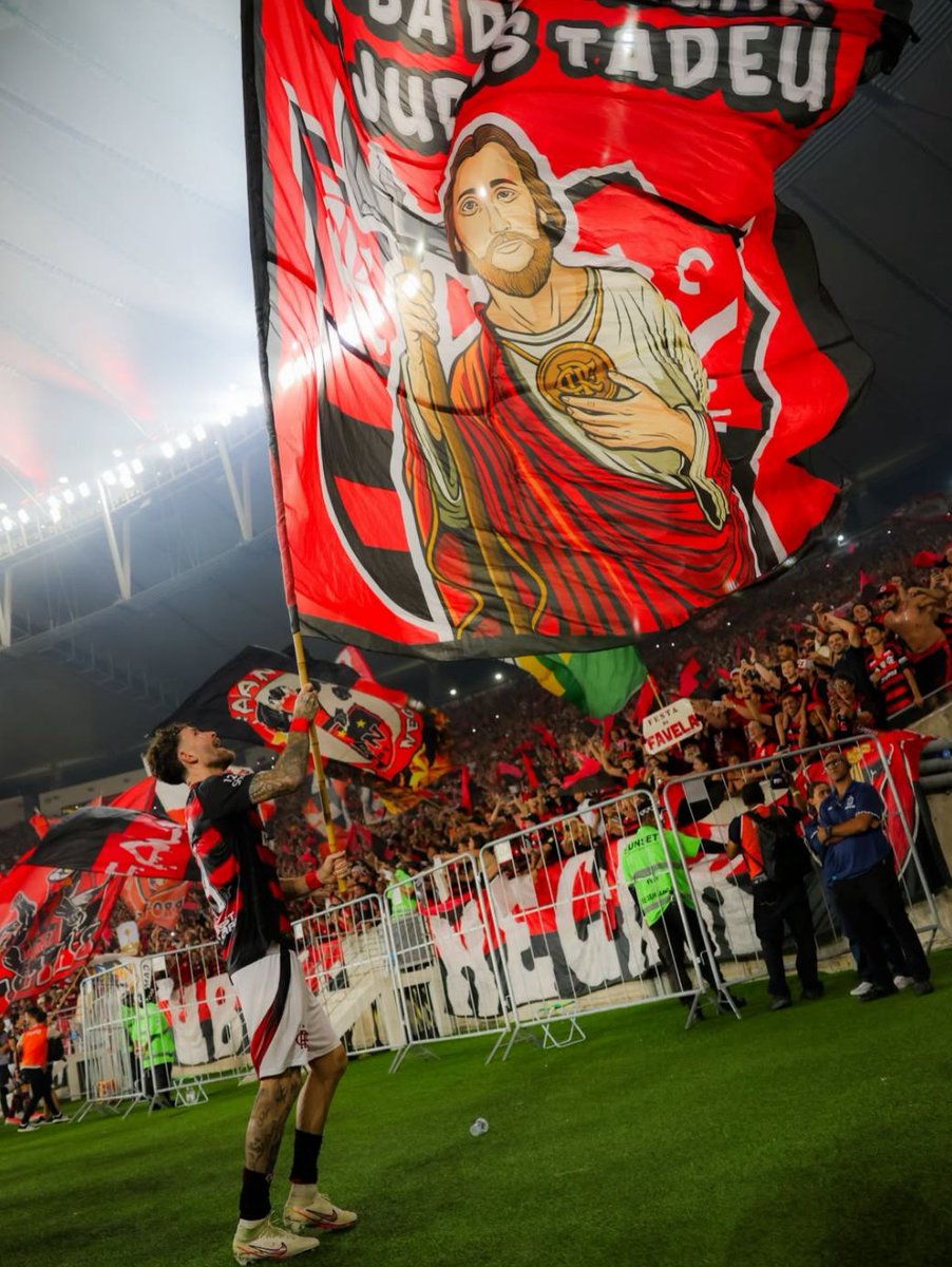 E acaba de chegar São Judas Tadeu!🔴⚫