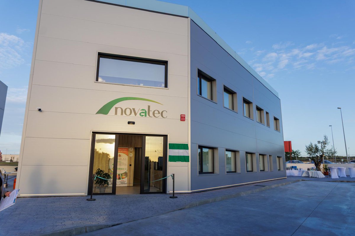 Grupo Astasio. Moguer. Inauguración Nuevo Centro Logístico. Compromiso firme de Manolo Astasio con la Agricultura y el progreso de Huelva, de la mano de la Junta de Andalucía.