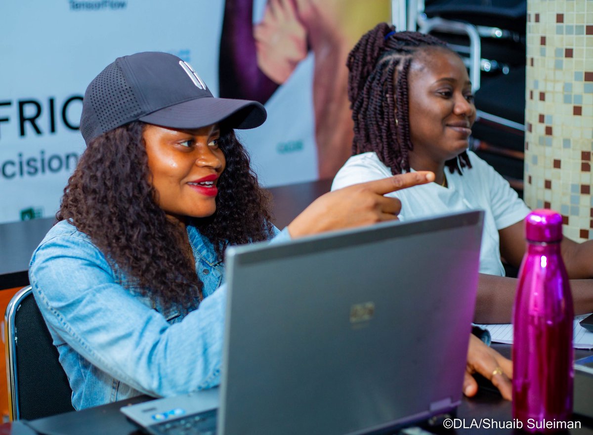 DataLead_Africa's tweet image. There’s just something about being completely absorbed in a great lesson! When learning feels this energized and good, you know you’re exactly where you need to be! 

What’s the one thing you’re excited to learn in 2026? Let us know in the comments.👇

#data #dataanalytics #tech