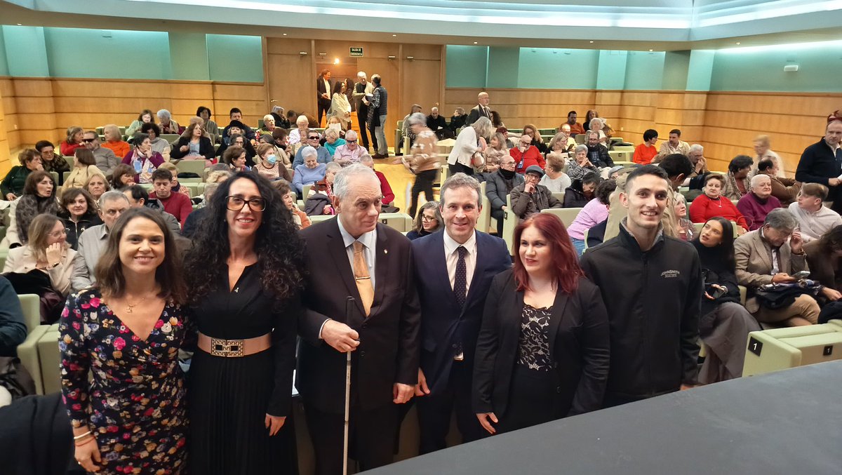 Ayer asistimos a la gala del Día de las Personas con Discapacidad organizada por ONCE y SUPO en el Darymelia.

Jaén avanza desde la inclusión.

<a href="/PmasJaen/">Patronato Municipal de Asuntos Sociales. Jaén</a> 
<a href="/NinesDiaz2/">Nines Díaz de la Torre</a>