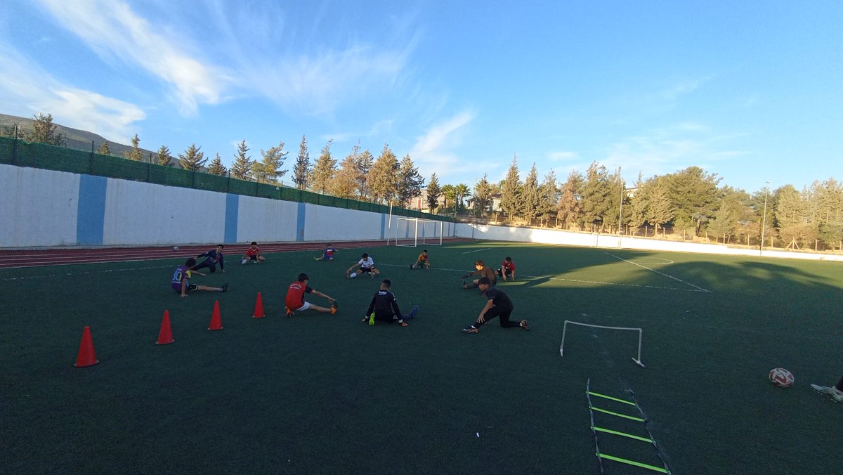 Nurdağı Gençlik ve Spor İlçe Müdürlüğü olarak Futbol Kursumuz tüm hızıyla devam ediyor. Gençlerimizi keşfetmeye devam ediyoruz.
<a href="/kemalcebervali/">Kemal Çeber</a> <a href="/BBozgeyik_27/">Bünyamin Bozgeyik</a> <a href="/Numannafizsahin/">Numan Şahin</a> <a href="/YILDIRIRMehmet/">Mehmet YILDIRIR</a> <a href="/ncerciyas/">Nurullah Cemil Erciyas</a> <a href="/hruhimor/">hruhimor</a> <a href="/demirlevent1/">Levent Demir</a>