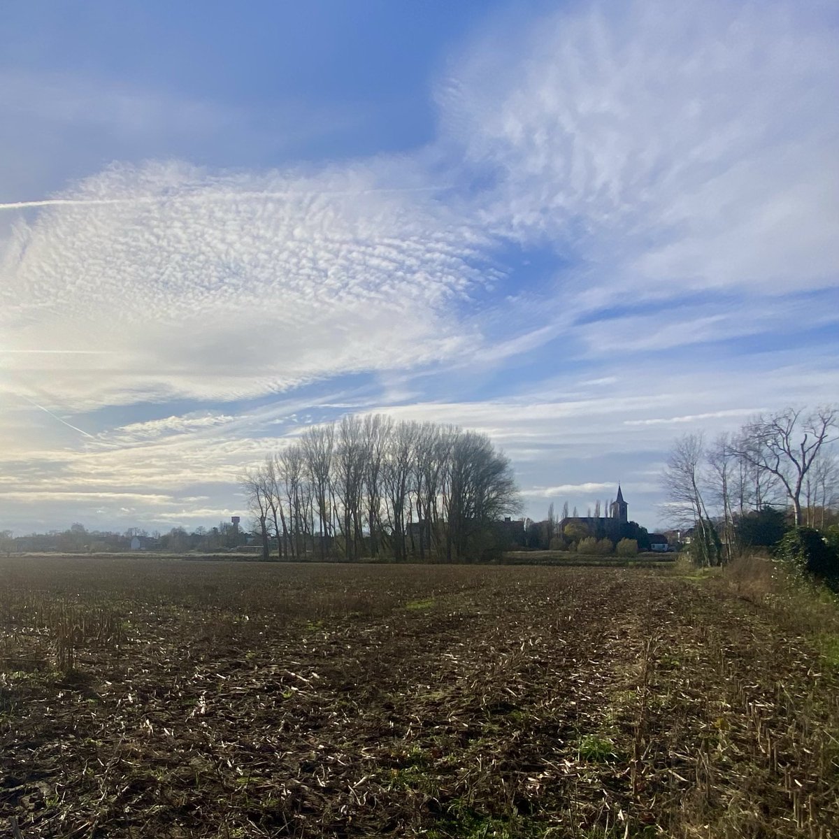 #vrtweer <a href="/Weerbord/">Weerbord☀️☔️</a> <a href="/MeteovistaBe/">meteovista.be</a> <a href="/HetweerinBelgie/">Meteo Reni - Het weer in België</a> <a href="/NoodweerBenelux/">NoodweerBenelux</a> <a href="/HendrikRemue/">hendrik.remue@gmail.com</a> 
Melle, 04/12, 12.00,