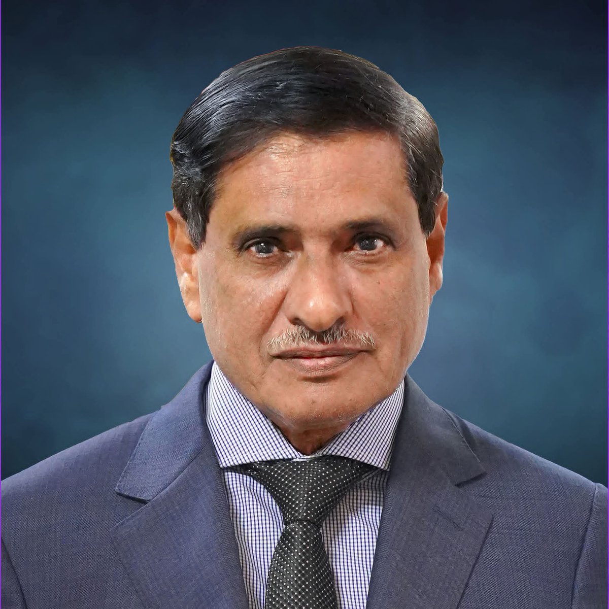 البحسني: طويت صفحة تمرد عمرو بن حبريش داخل الشركات النفطية بحضرموت بإرادة دولة لا تتهاون مع العبث

البحسني: نهاية تمرد بن حبريش رسالة واضحة بأن حضرموت محصنة وزمن الابتزاز انتهى

البحسني: كل محاولة عبث أو تمرد جديدة ستتلاشى أمام قوة القانون وصلابة النخبة الحضرمية ووعي أبناء حضرموت