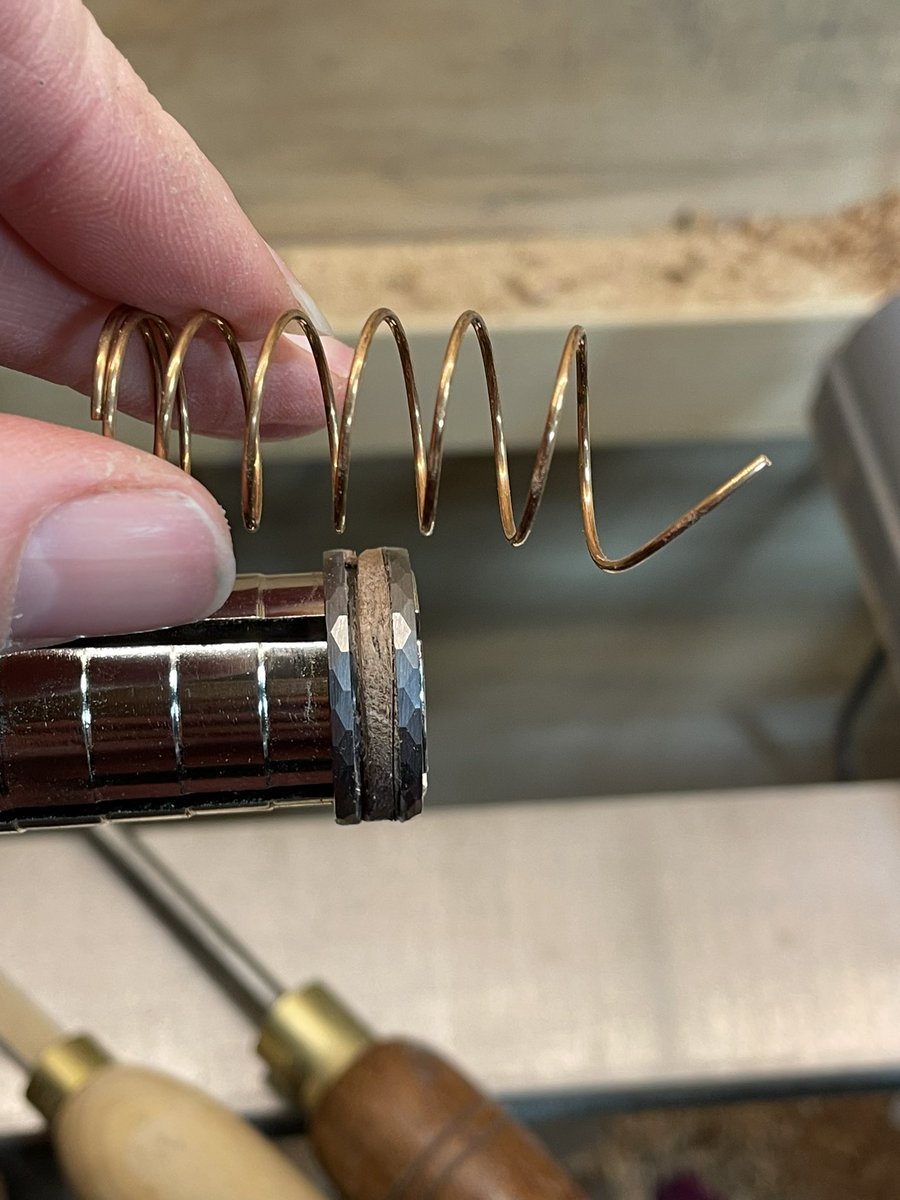 WoodturnersWife's tweet image. Today is the day!

A turned and hand carved wooden ring with tuba valve spring is on the lathe, gaining perfection for a January Wedding! ❤️

#Wedding #jewellery #bespoke