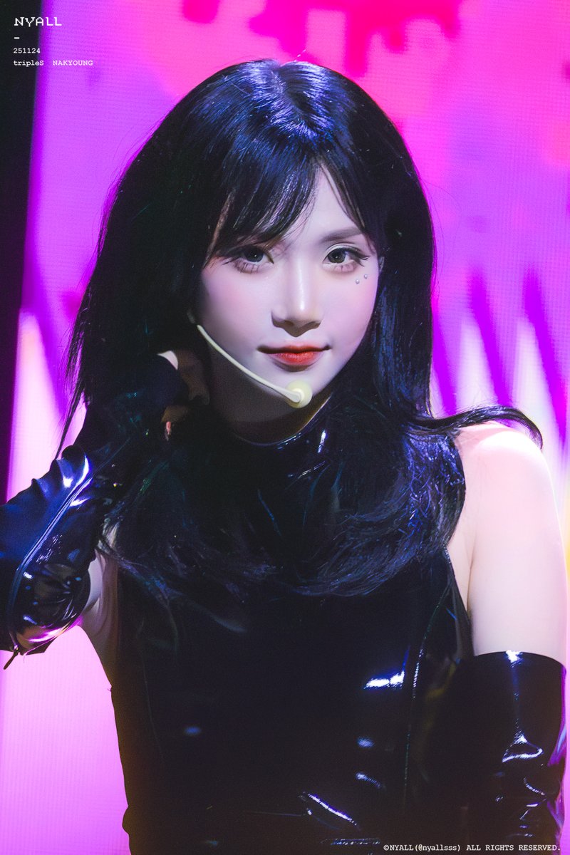 nyallsss's tweet image. 251124  HQ 

#김나경 #NaKyoung #tripleS 
#트리플에스 #トリプルエス #トエス 
#나경 #ナギョン　
@triplescosmos