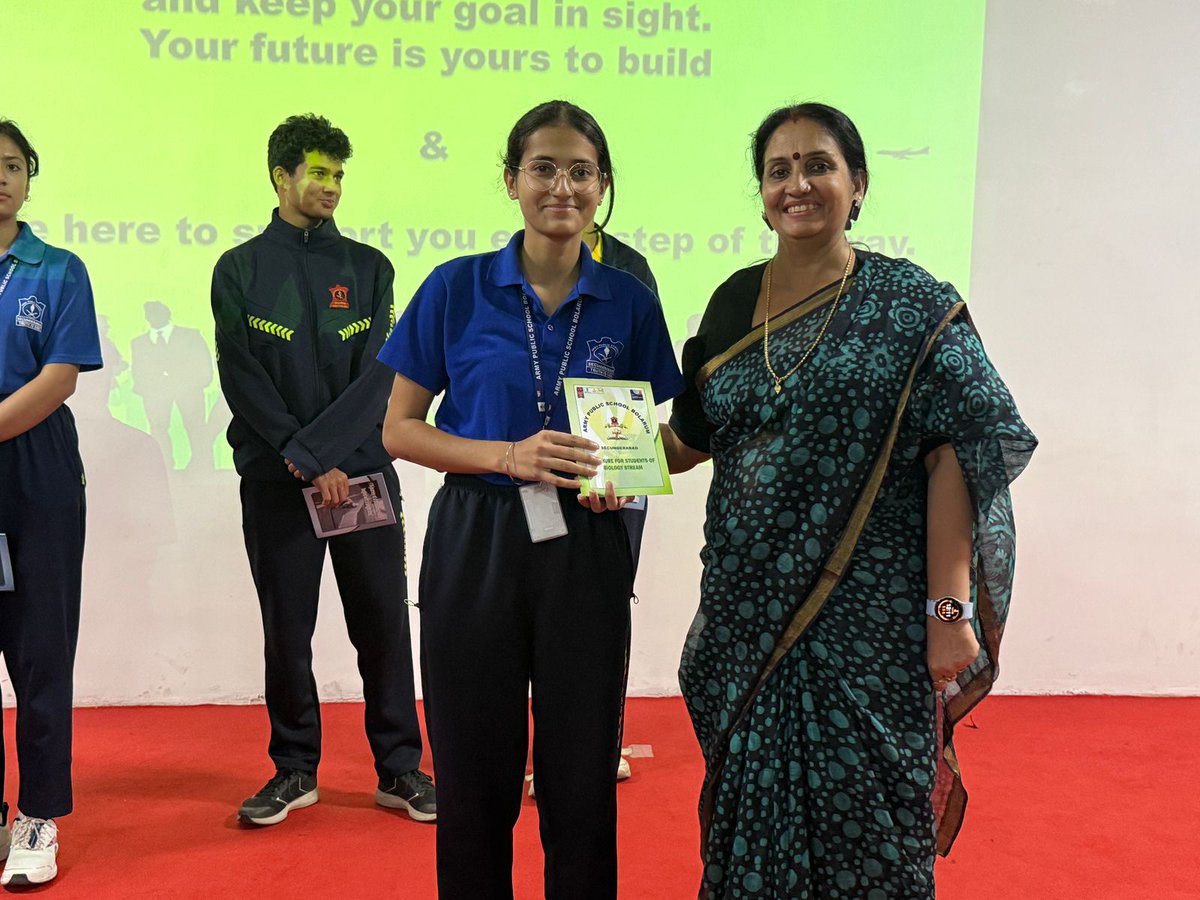 apsbolarum's tweet image. The Principal and Vice Principal extended their best wishes to Class 12 students. Along with the Class Coordinator and Class Teachers, they distributed brochures on subjects and career pathways to help students make informed decisions. #CareerGuidance