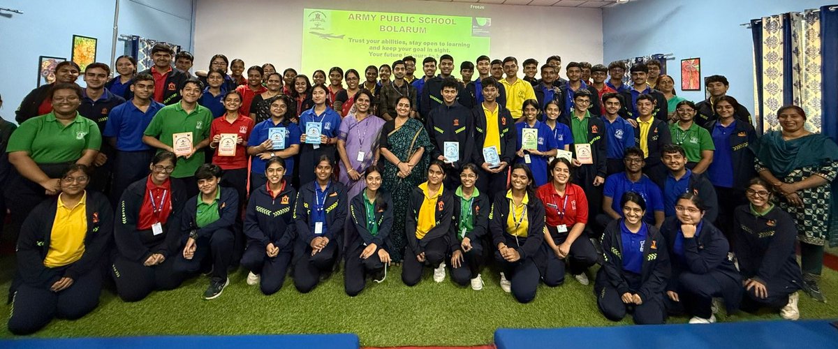 apsbolarum's tweet image. The Principal and Vice Principal extended their best wishes to Class 12 students. Along with the Class Coordinator and Class Teachers, they distributed brochures on subjects and career pathways to help students make informed decisions. #CareerGuidance