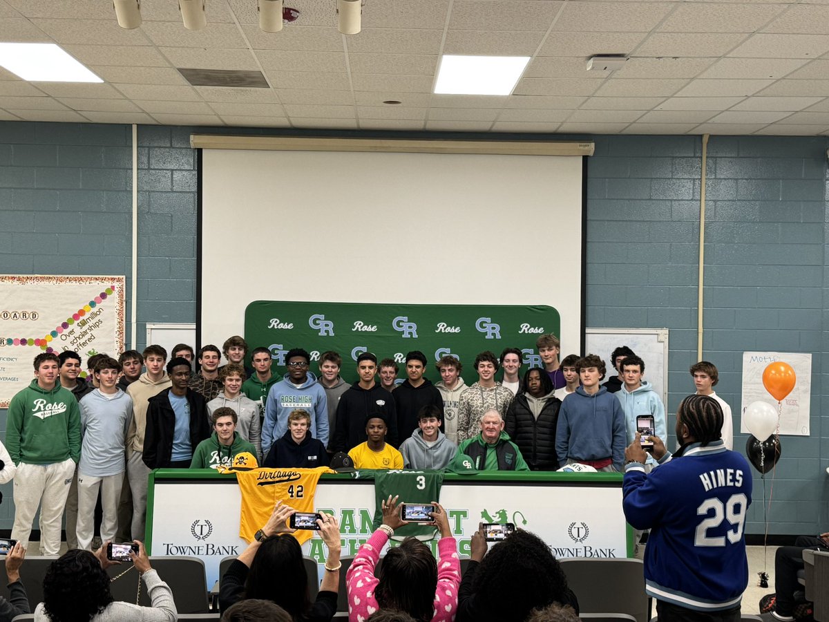 Brooks Dixon tweet media