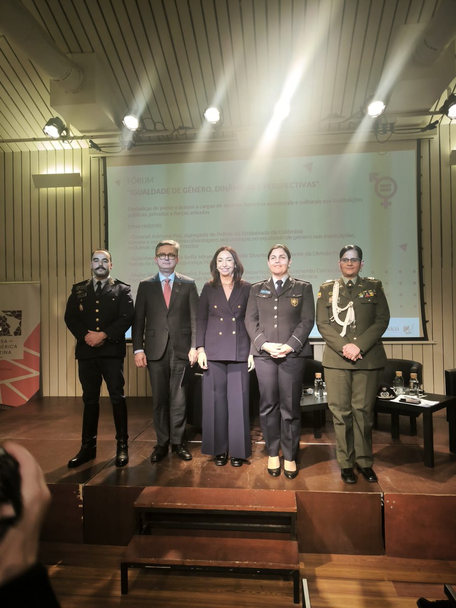Ayer en <a href="/casamericalat/">Casa da América Latina</a>  fue el “Fórum Igualdade de Género: Dinâmicas e perspectivas” La Emb. Marina Teitelboim expuso los avances de Chile en temas como liderazgo femenino, política exterior, derechos LGBT+, matrimonio igualitario, ley de identidad de género, entre otros.