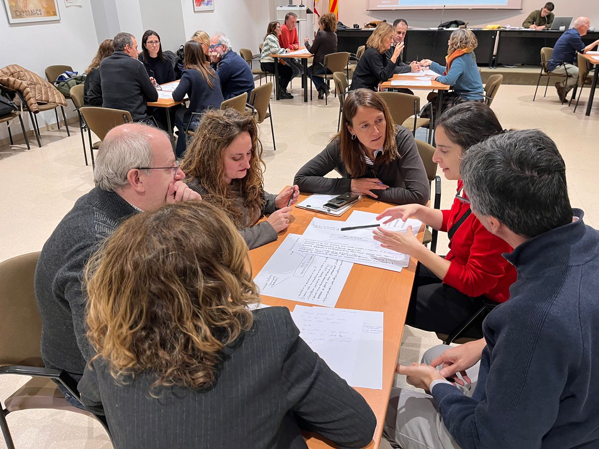 Realitzem una sessió participativa a Manresa per millorar la tramitació de les llicències ambientals! 🎯

🌿 Treballem amb ajuntaments, diputacions, ACM, FMC i Micropobles per fer la gestió ambiental municipal més àgil i efectiva.

💡 Detectem reptes, construïm solucions!