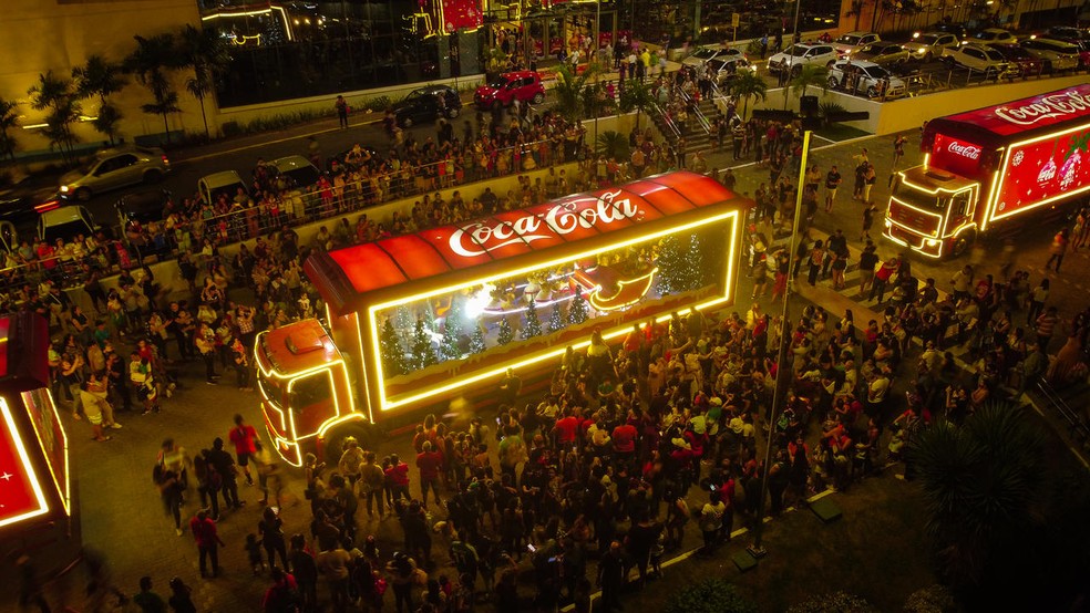 SMdaZoeira's tweet photo. É hoje a Caravana da Coca em Santa Maria 😍🎅 https://t.co/8r2Y8teZPr