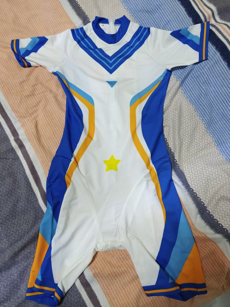 新战衣登场🤓🤓接下来就是减肥惹(╥╯^╰╥)