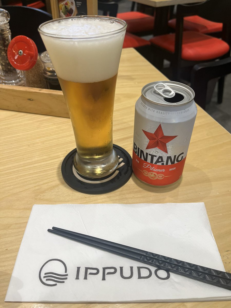 むかし友人と行ったジャカルタ旅行を再現しようとしたけど早々に挫折。結局こうなる。