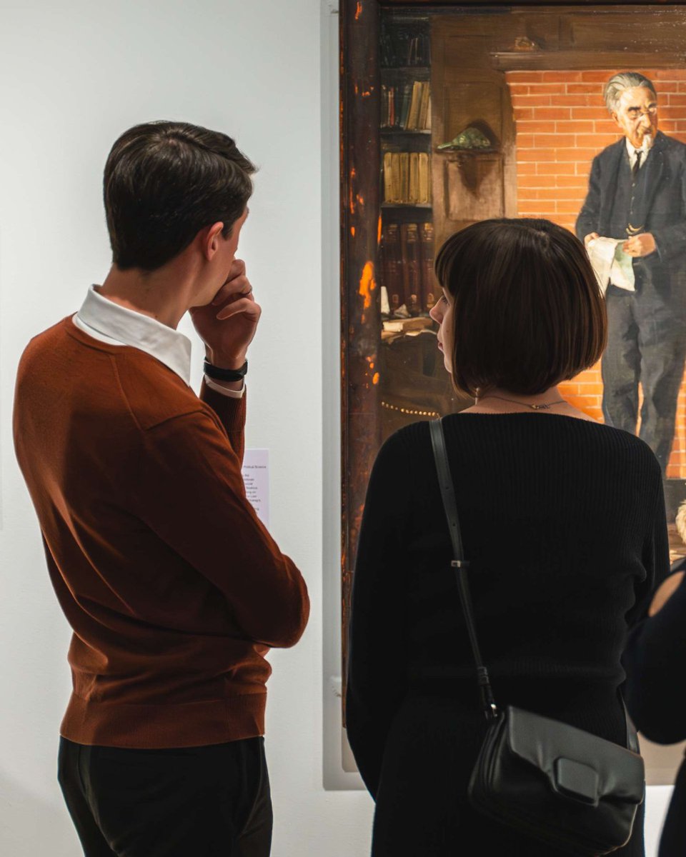 LSEnews's tweet image. 🖼️ Our Webb portrait has reached its temporary home!

@PallantGallery is showcasing this painting by William Nicholson for a retrospective of his work taking place from November 2025 to May 2026.

📖 Read our new blog about this iconic artwork: ow.ly/JBYZ50XALKT

#LSE130