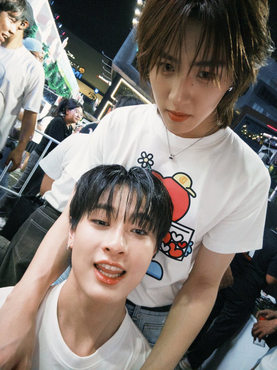 waavetnp's tweet photo. ผมช่วยพี่โท ดูแลพี่ก้องเองคั้บบ

DMD HEAL WITH LOVE
#DMDCHARITY2025

#waavetnp https://t.co/jlNZxWFtmp