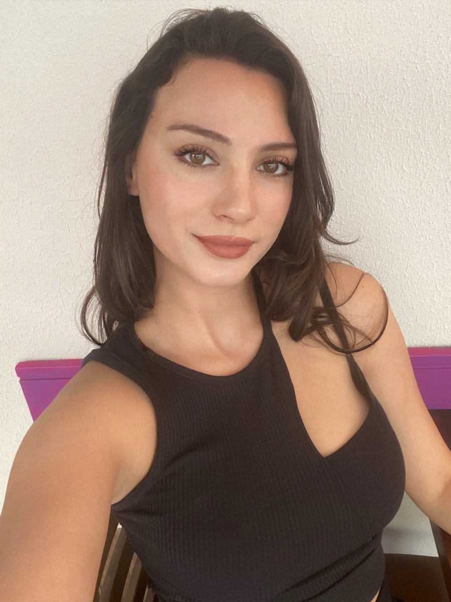 Gm Web3 fam ☀️

Ready for happy Thursday? ✨🖤