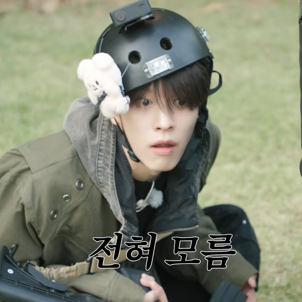 ellie ✦ tweet media