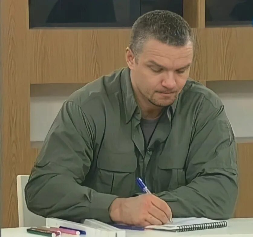 "Живой ты — пустая трата воздуха, мертвый — пустая трата земли, полумертвый — медицинских ресурсов"