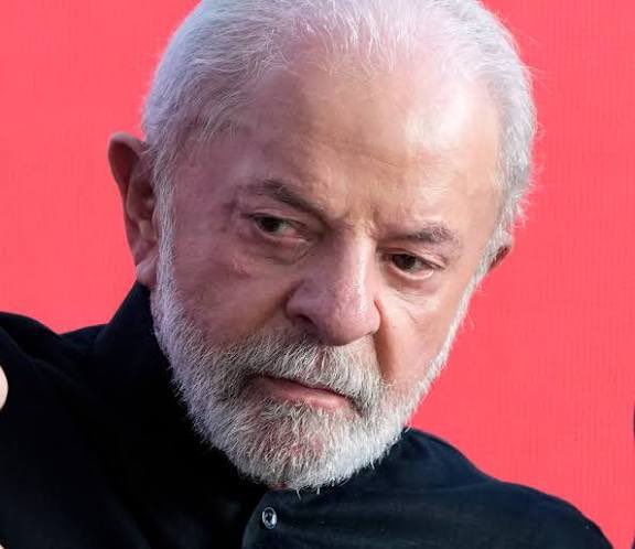 carmelonetobr's tweet image. Quem diria? O filho do Lula, o famoso “Lulinha”, recebia uma mesada de R$ 300 mil do Careca do INSS, segundo testemunha.

E agora fica claro por que o PT fazia de tudo para impedir a CPMI.