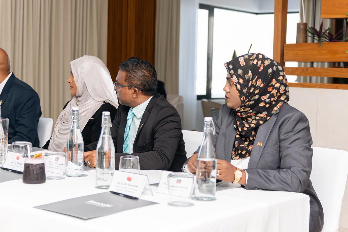 A high-level delegation from the CPC International Department met with <a href="/pnc_secretariat/">PNC Secretariat</a> today, a constructive discussion on collaboration, partnership and shared priorities. Honoured to be part of it. 🤝
<a href="/China_Amb_Mdv/">Ambassador Kong Xianhua</a>