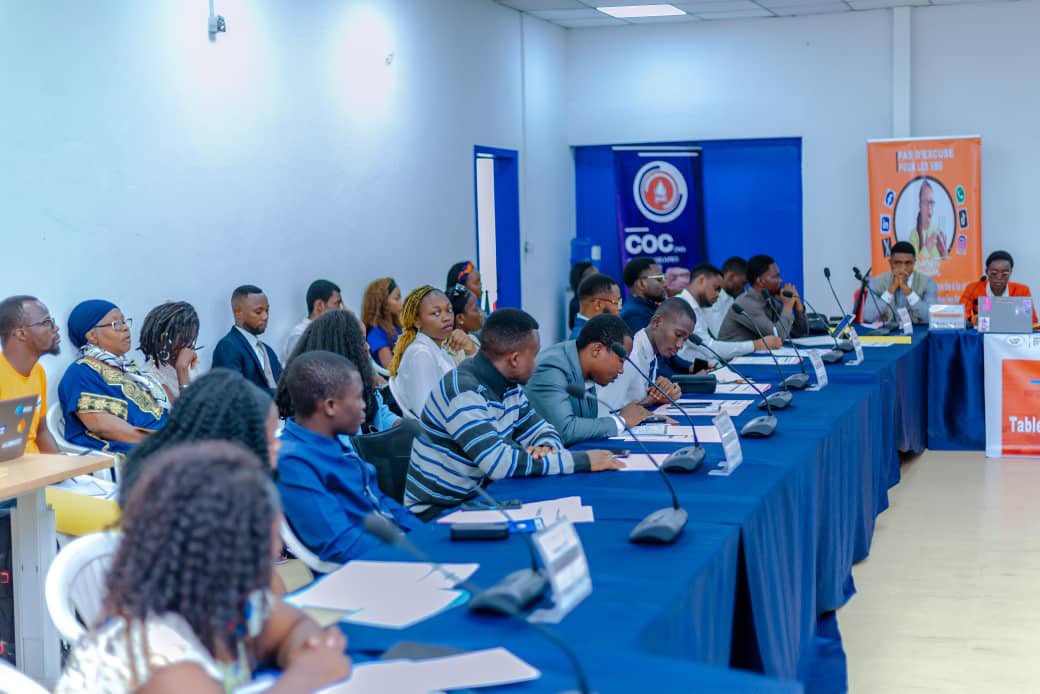 Rachel Kuba tweet media