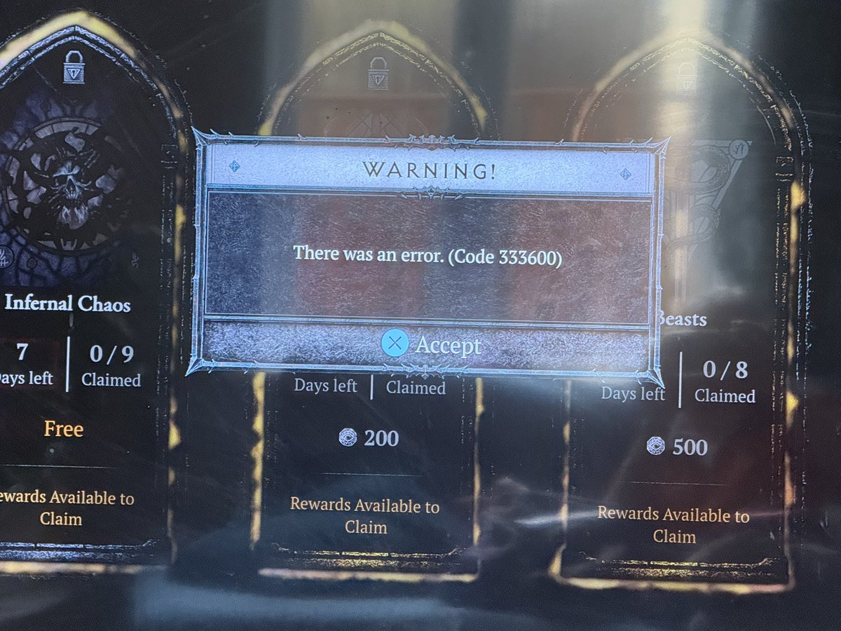 Evanseverafter's tweet photo. @Blizzard_Ent hey. Any reason why I keep getting this error and why I bought platinum and it hasn’t shown up in game? https://t.co/zyymlWFC5k