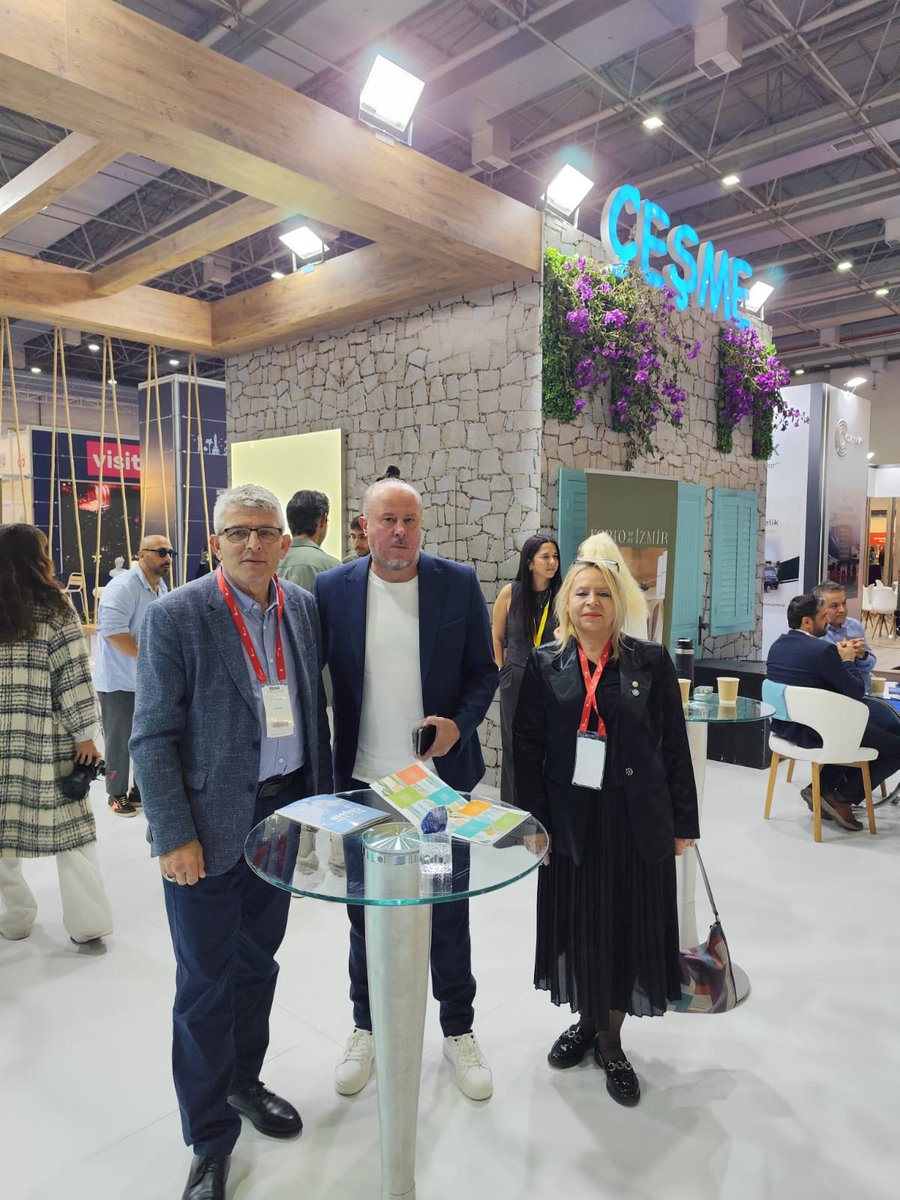 İzmir İl Başkanlığımızı temsilen, 19. TTI İzmir Uluslararası Turizm Ticaret Fuar ve Kongre açılışına, İl Toplumsal Pol. Başkanımız Sn. Nazan Aruk, İl Yön. Sn. Volkan Evci katılım sağlamıştır.