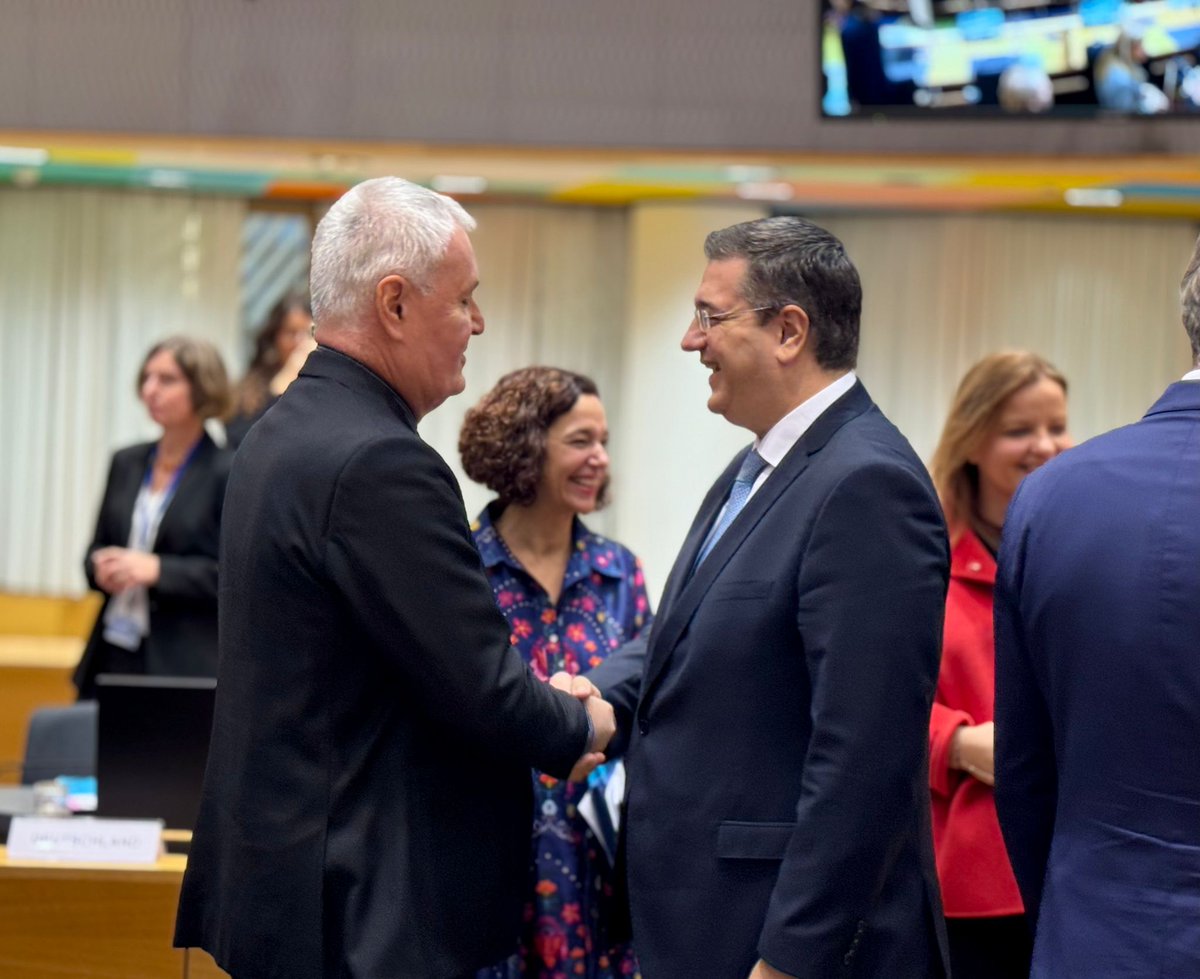 CroatiaInEU's tweet photo. At TTE #Transport,State Secretary Mihotić discussed: 
weights and dimensions for road vehicles, roadworthiness rules, #CEF &amp; more. 
🇭🇷Croatia welcomes #CEF recognition of Port Rijeka on the Baltic Sea–Adriatic Sea, Mediterranean &amp; Western Balkans-Eastern Mediterranean corridors. https://t.co/Bm53RPirnd