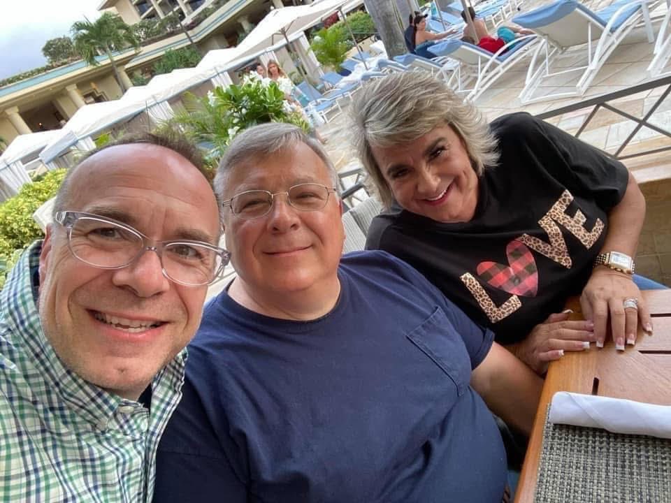 JimSichko's tweet image. Younger, Oldest, and #Four #THESICHKOS