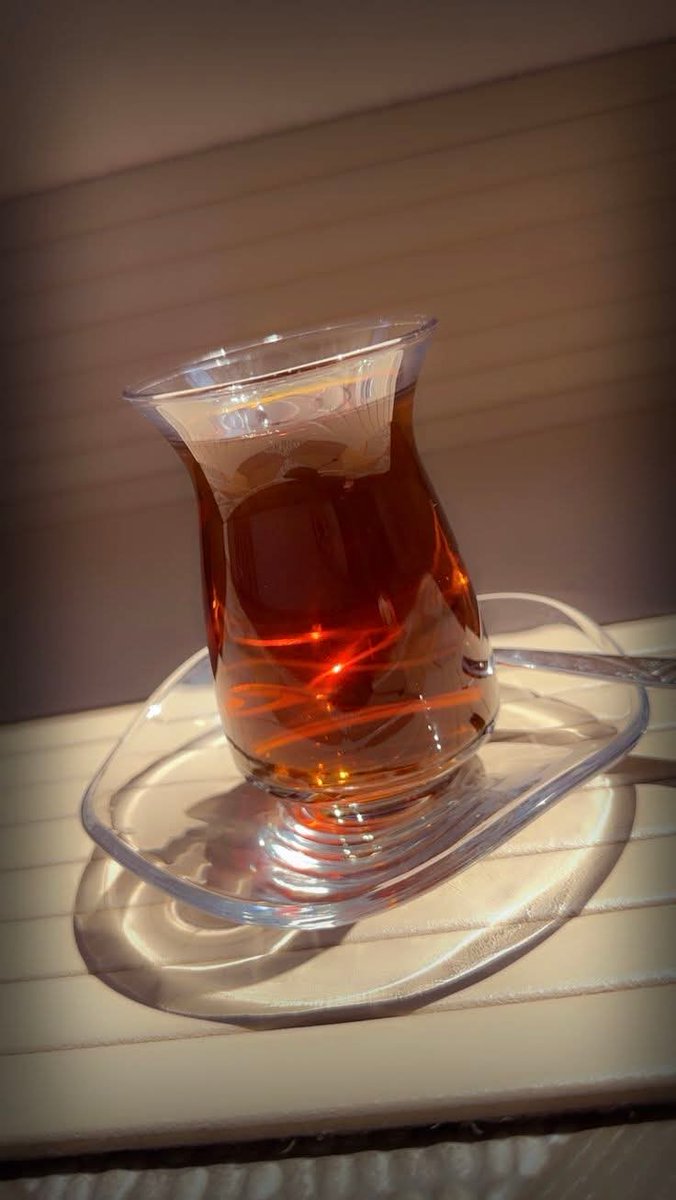 Edep, kişinin kalbinin Aynasıdır.
Yüzünün değil