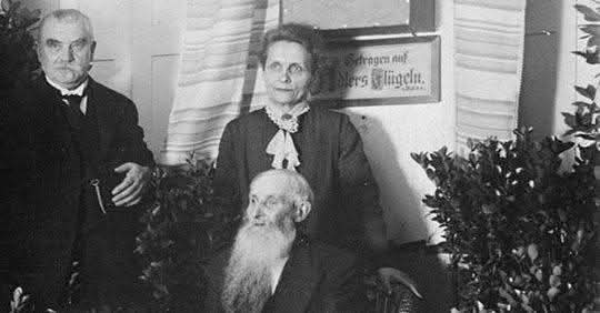 Masuria13's tweet photo. On 4 December 1936, in Niedzica die Friedrich Sadowski, a Mazur and the oldest man in Germany at the time. Mr. Sadowski lived to be 111 years old, and according to rumors, he never learned German in his entire life. https://t.co/4VvJC3TSjr