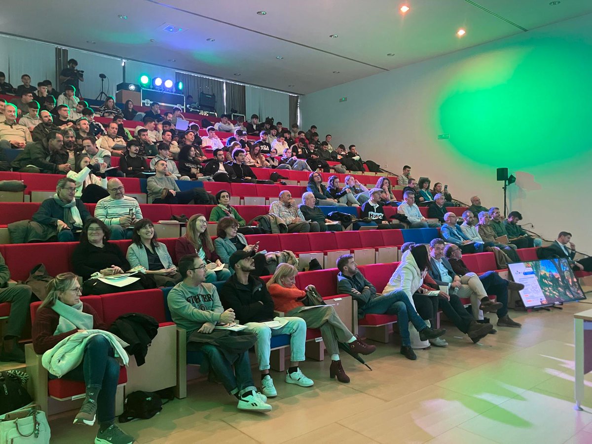 CICYTEX's tweet image. 🗓️ Hoy participamos en📍Mérida en la Jornada sobre gestión forestal participativa del proyecto @EVCArrago  (Economía verde y circular) ♻️🌳
🎯 Un proyecto para luchar contra los incendios forestales y la despoblación en el Valle del Árrago🌄
🧐Infórmate cicytex.juntaex.es/-/jornada-sobr…