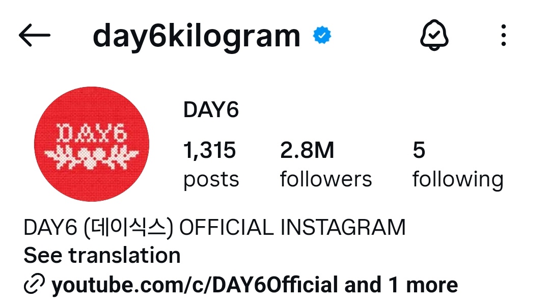 deisikseu's tweet photo. DAY6 SNS accounts new layout for Lovin' the Christmas! https://t.co/lUlQflyhG2