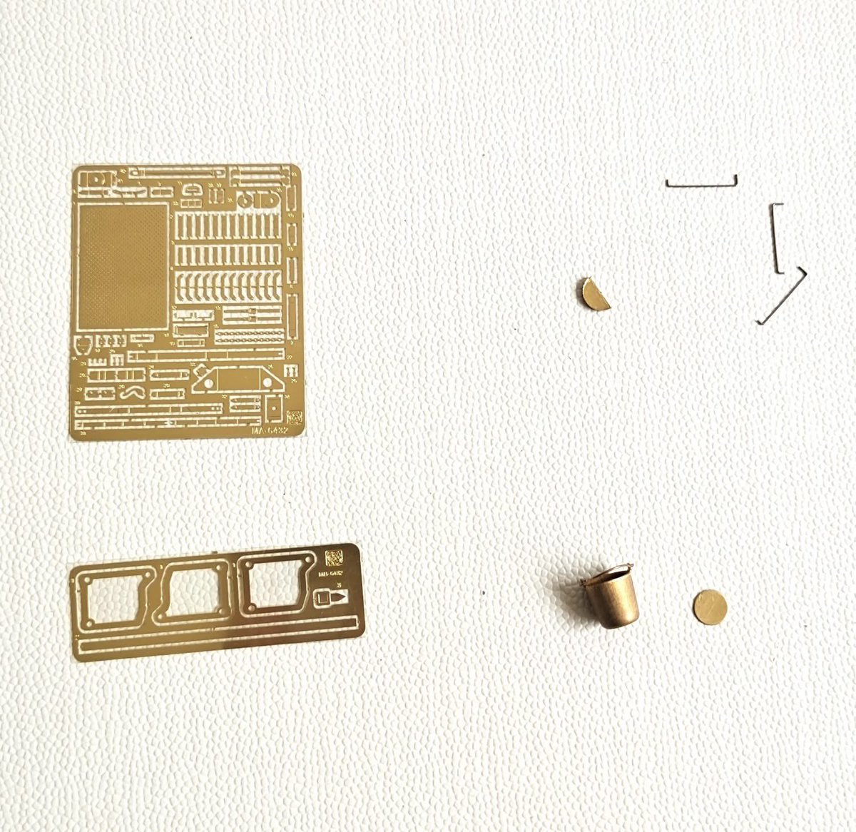 DragonModels's tweet image. NEW ARRIVALS!

Available Now!
#6432 - 1/35 Pz.Kpfw.II Ausf.C w/Interior
(Magic Track, Bonus figure set, metal bucket, uniform and GEN 2 weapon)

Shop: cyber-hobby.com/products/1-35-…

#dragonmodels #modelkit #scalemodeling #scalemodel