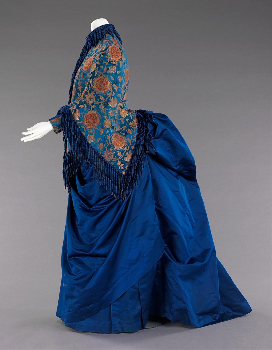 Afternoon ensemble, 1885-1888. The MET.