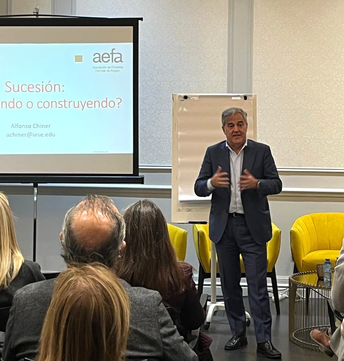 ➡️ La sucesión en la empresa familiar es un proceso complejo que marca el destino de las compañías y la cohesión de las familias
Fue el primer tema del ciclo “Agenda Desafíos <a href="/AEFAragon/">🅰︎🅴🅵🅰︎</a>" con <a href="/AlfonsoChiner/">Alfonso Chiner</a> <a href="/pikolin/">Pikolin</a> Chemik y <a href="/AgropalSC/">Agropal Grupo Alimentario</a> 
Puedes leer más 👇
 blog.aefaragon.es/la-sucesion-en…