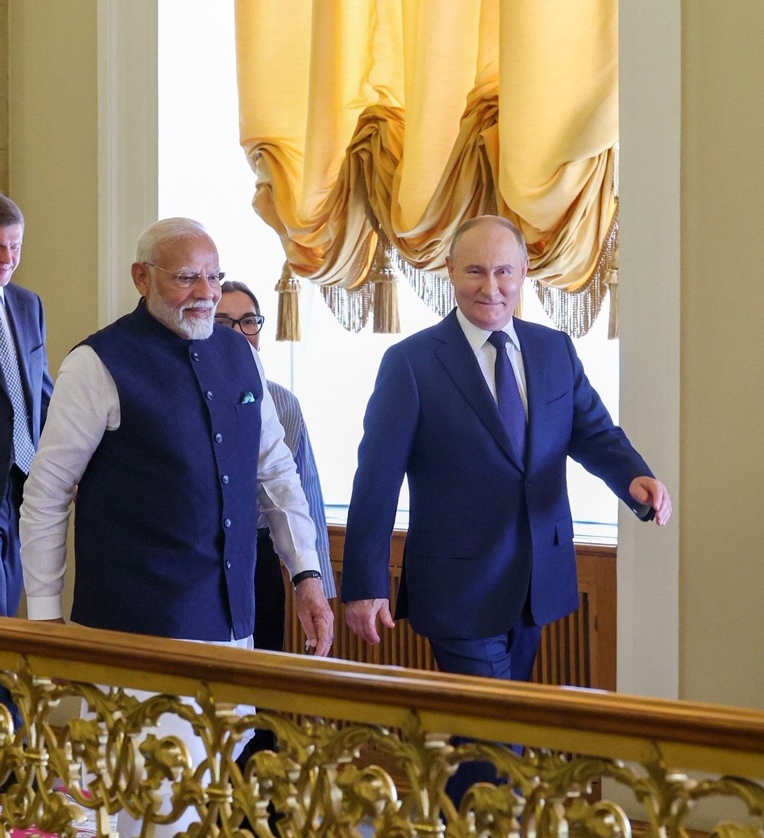 India–Russia friendship level: Twitter updates its LIKE button! ❤️🔥
A warm welcome to President Vladimir Putin. 🇮🇳🤝🇷🇺