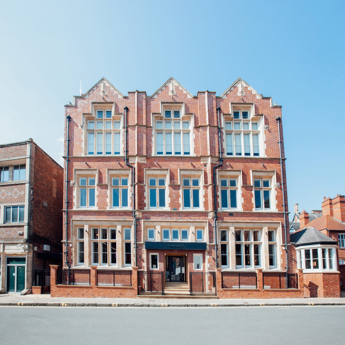 D2 architects tweet media