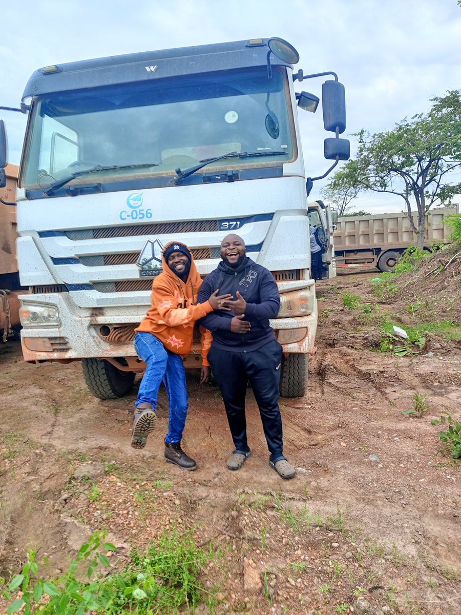 Mukango002's tweet image. The ogees