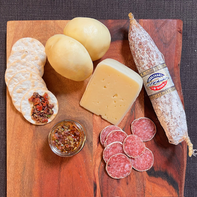 Fromage Festivities: Holiday Cheese &amp; Charcuterie - mailchi.mp/mozzco.com/pro…
