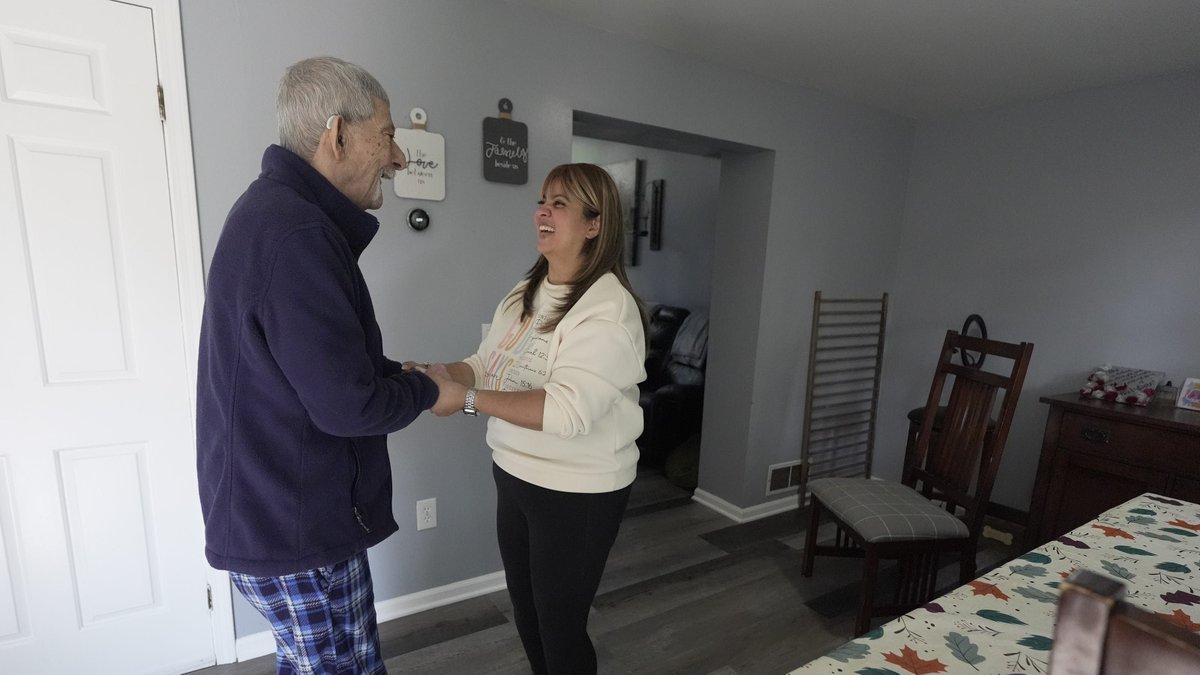 Family #caregivers need a #break. Their seemingly endless care #responsibilities leave little time for themselves, leading to a myriad #physical and #mental health #challenges, stunted career growth, crippling guilt and worries about the future. buff.ly/B2qDU2U