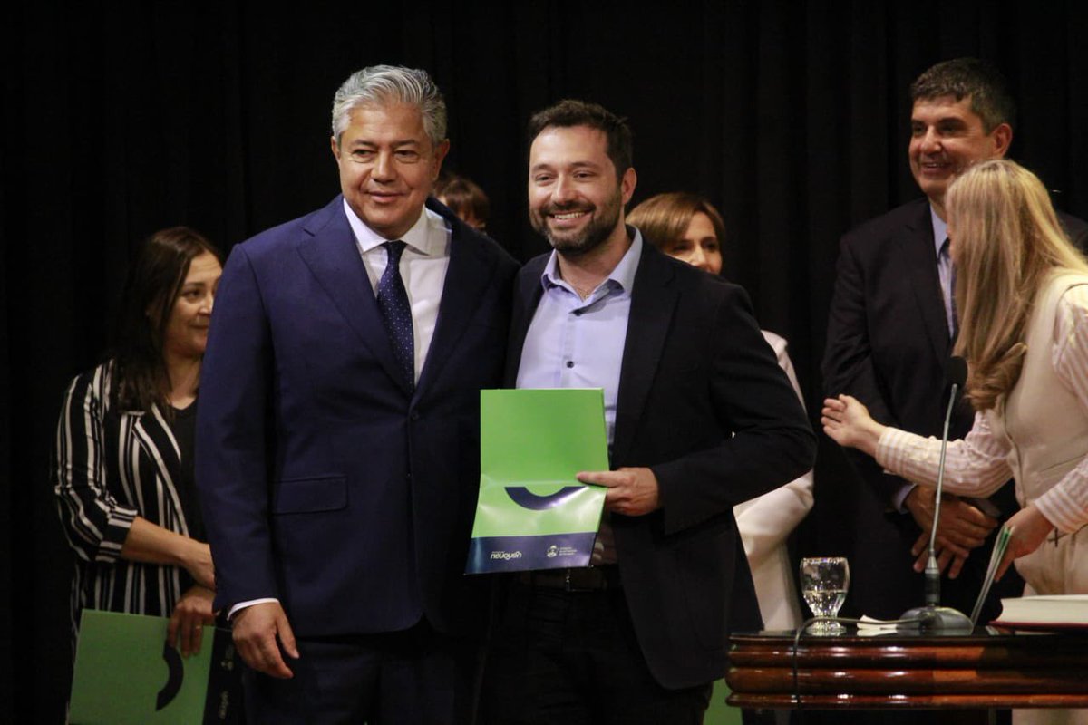 OPTIC_Nqn's tweet photo. Juan Manuel Morales asumió hoy como titular de la Subsecretaría de Modernización e Industria. Con el nuevo decreto de la Ley Orgánica de Ministerios 3420, la OPTIC pasa a formar parte del Ministerio de Economía, Producción e Industria bajo la dependencia de dicha subsecretaría. https://t.co/WYuZENWpwL