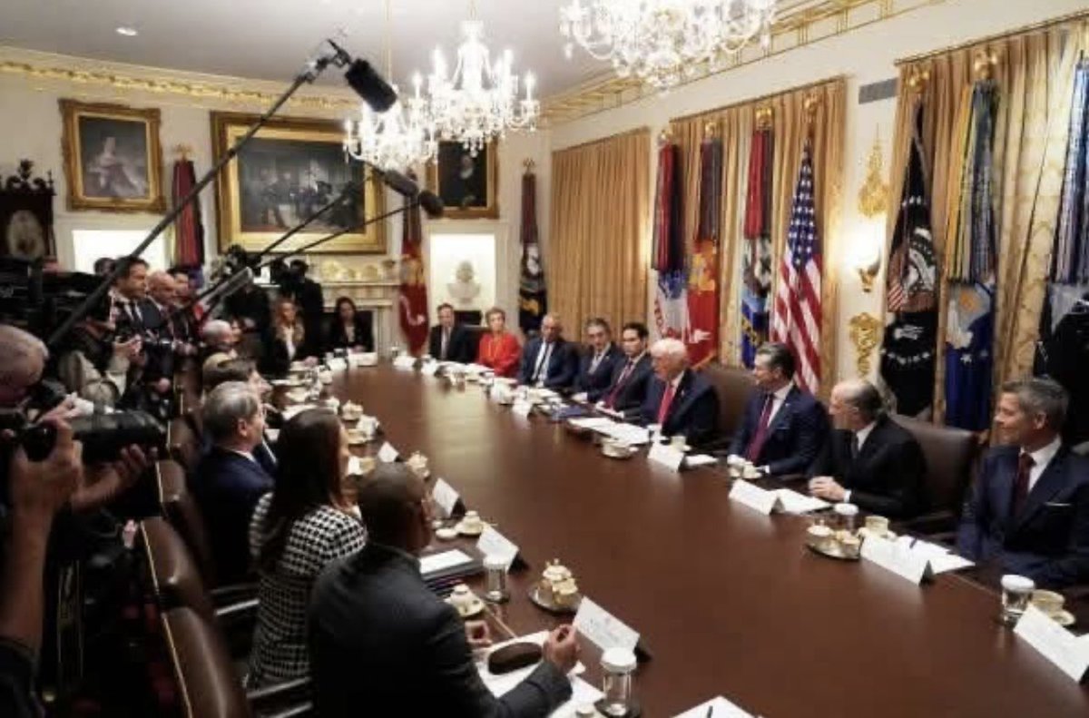 MichelleMaxwell's tweet image. 🚨Breaking News: 
The American People Deserve the Full Truth About What Happened Today

Let me lay this out clearly because the public is only getting scattered pieces and political spin. Today was one of the most significant policy days of the Trump administration, and most…