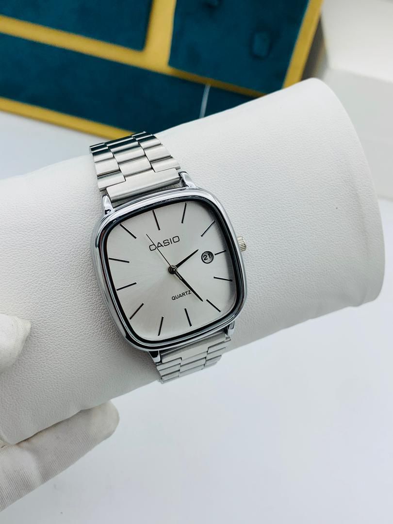 xtr_eam's tweet photo. New stock alert 🚨🚨

N15,000 Naira
Comes fully boxed
Location: Lagos island 
Nationwide delivery 

DM/WhatsApp https://t.co/SS3lRyBmmg

Please repost 

Atiku . Super Eagles . Morayo . Children - No . Minister of Defence . Egbon . Smoke - No . Skippo . Age - 20 . Tosin https://t.co/DDepjRNU4x